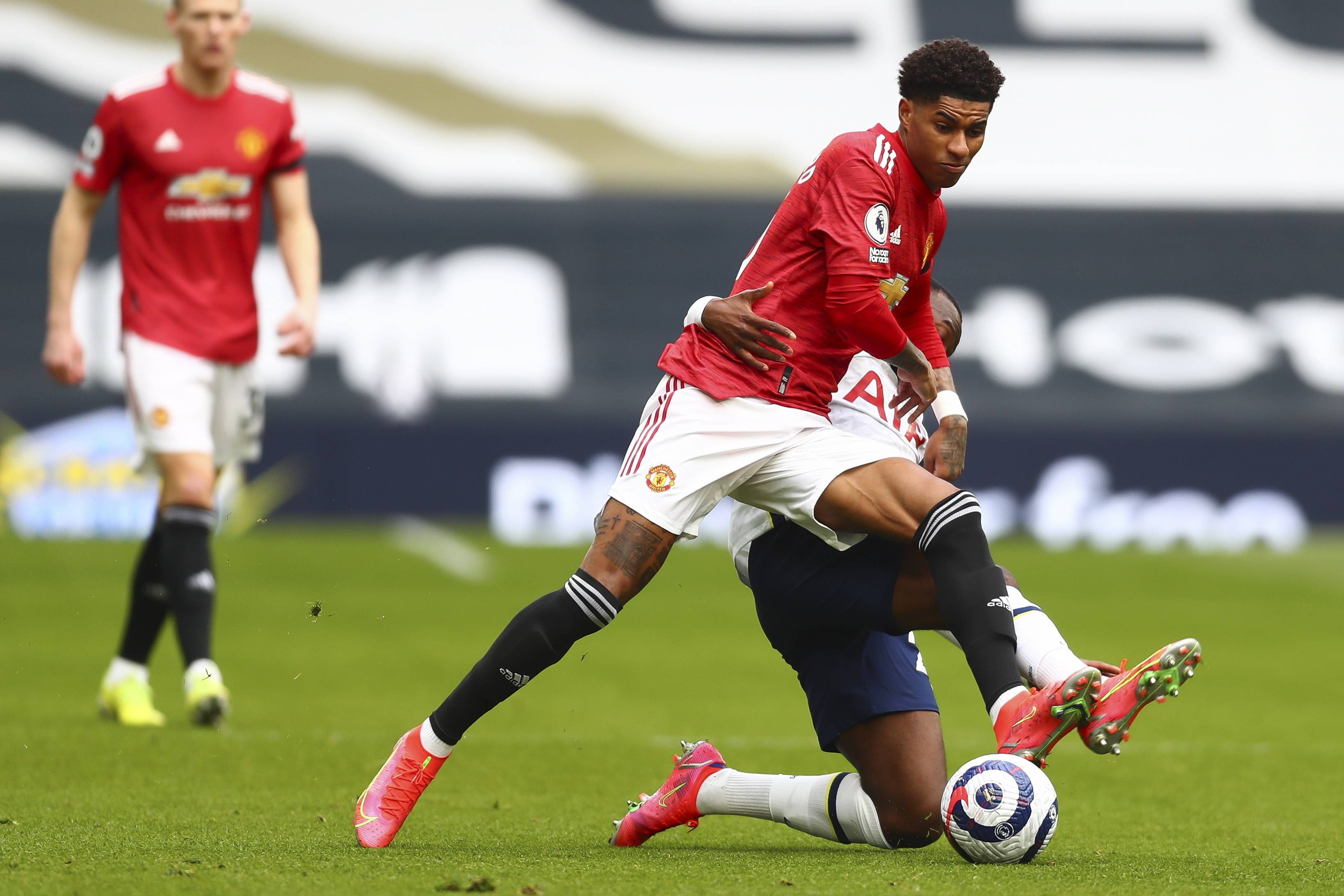 他个人的人 他个人的人